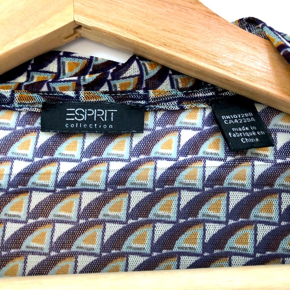 Esprit sheer blouse. - Picture 4 of 7
